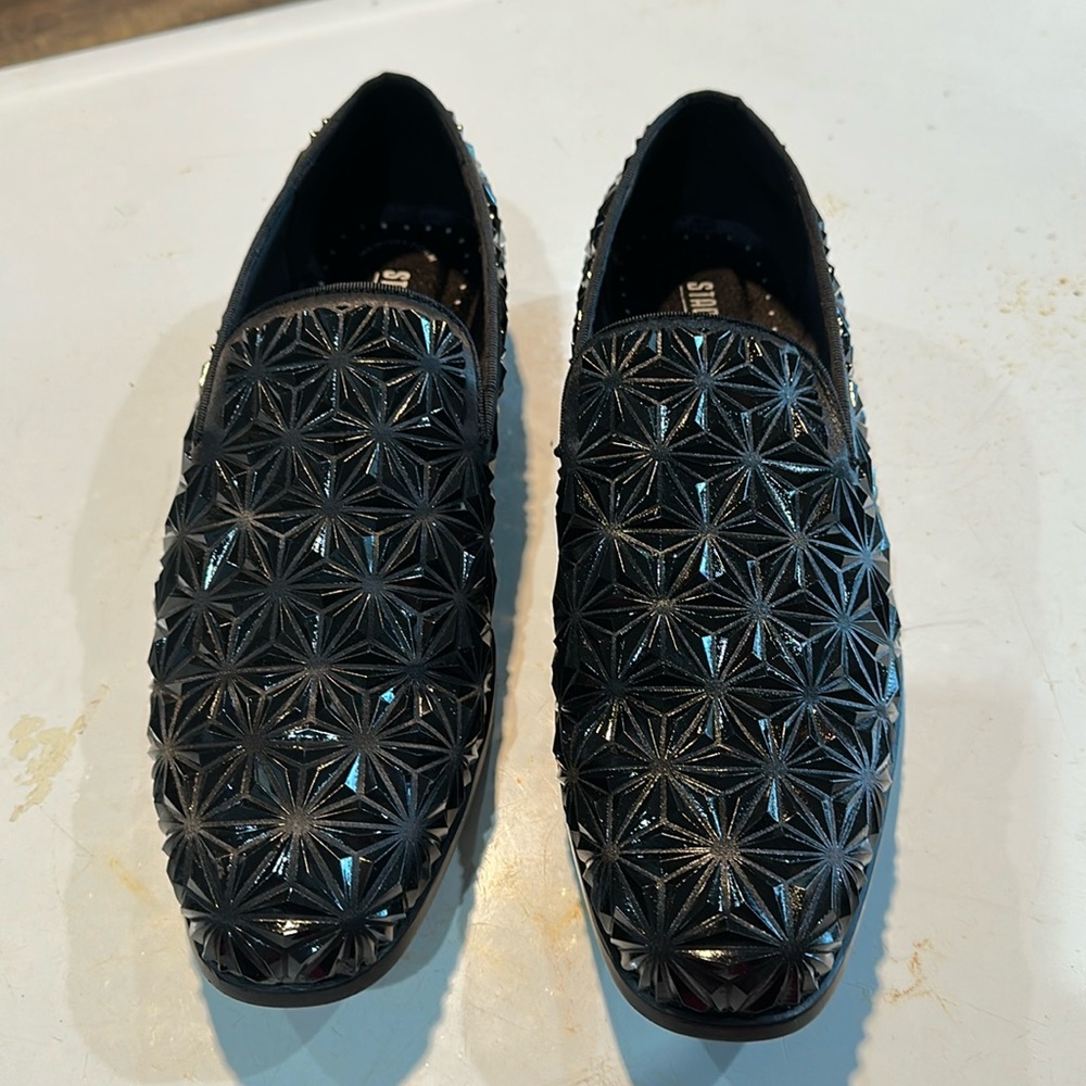 Stacy Adams sequence slip on loafers. Never worn.
